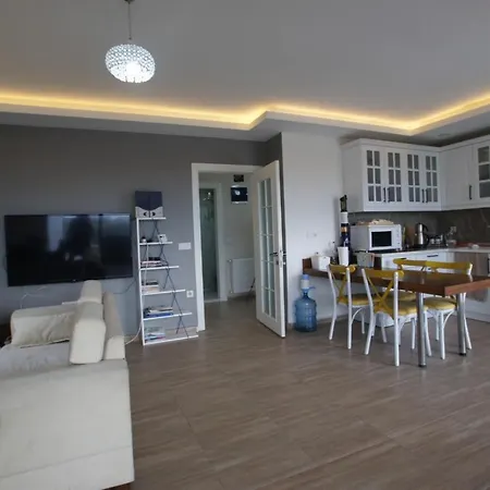 فيلة Kusadasi Muestakil Villa *