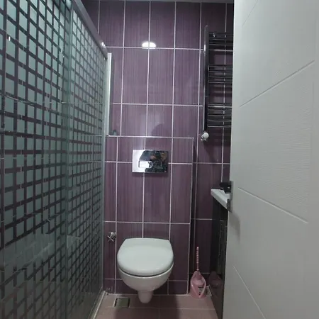 فيلة Kusadasi Muestakil Villa كوشاداسيه